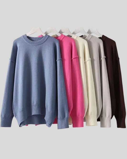 Beigefarbener gemütlicher Winterpullover